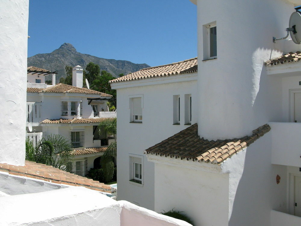 Apartamentos Y Casas Serinamar Marbella El Angel ภายนอก รูปภาพ