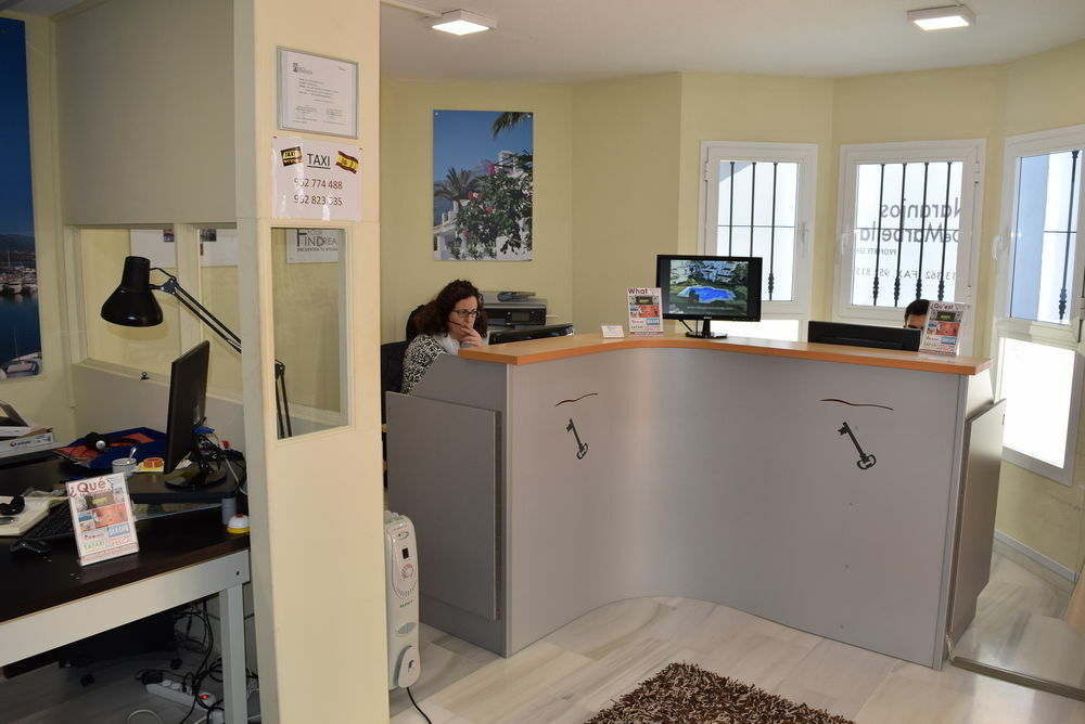 Apartamentos Y Casas Serinamar Marbella El Angel ภายนอก รูปภาพ