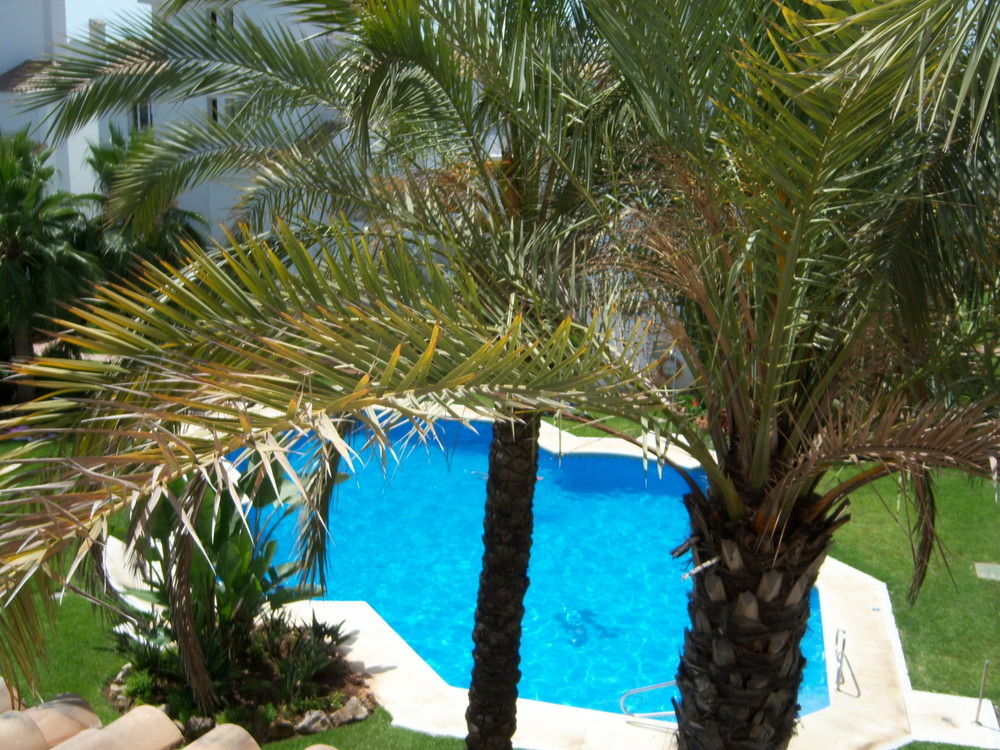 Apartamentos Y Casas Serinamar Marbella El Angel ภายนอก รูปภาพ