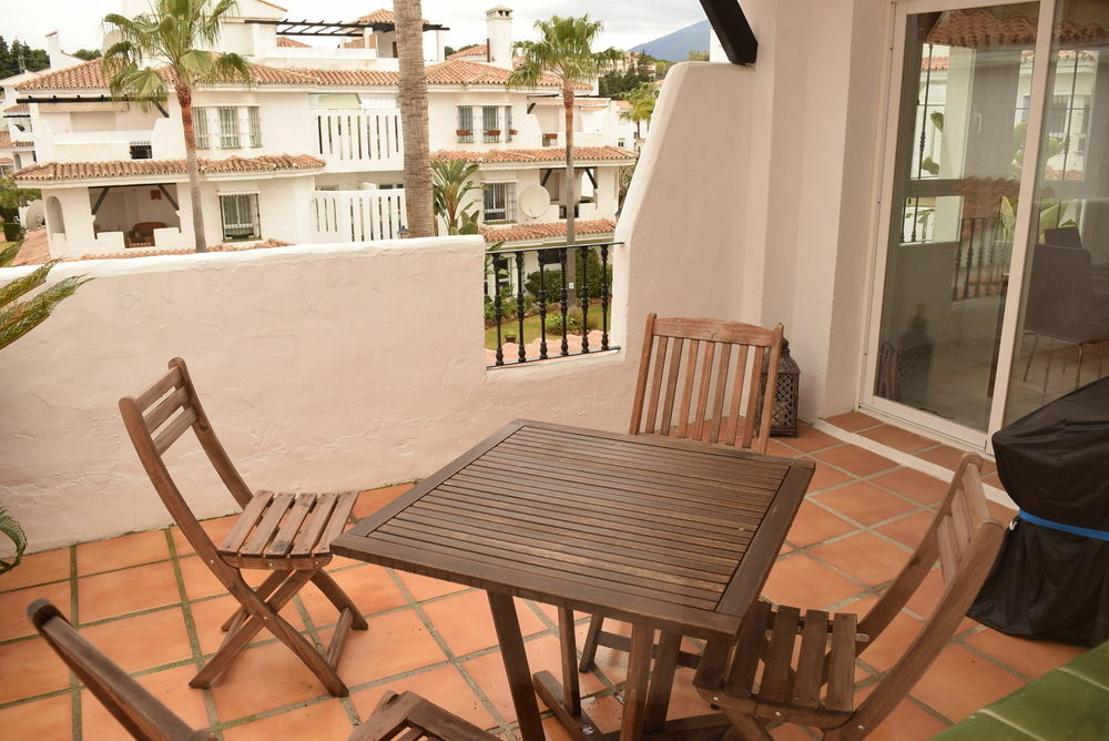 Apartamentos Y Casas Serinamar Marbella El Angel ภายนอก รูปภาพ