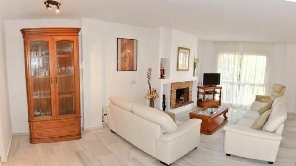 Apartamentos Y Casas Serinamar Marbella El Angel ภายนอก รูปภาพ