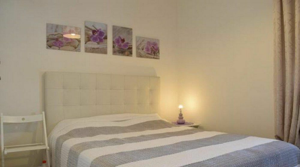 Apartamentos Y Casas Serinamar Marbella El Angel ภายนอก รูปภาพ