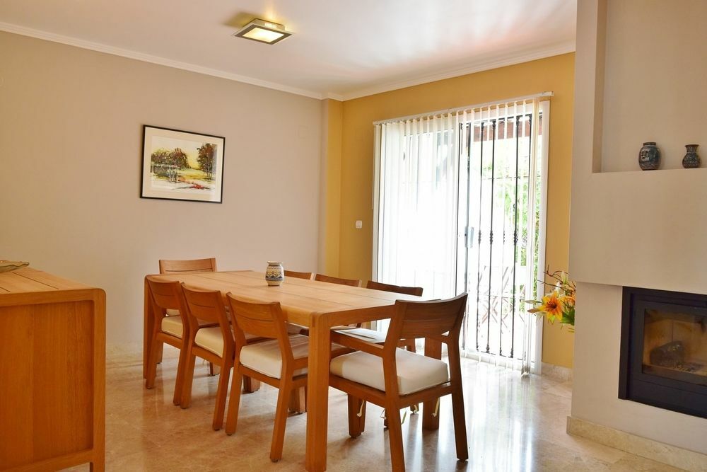 Apartamentos Y Casas Serinamar Marbella El Angel ภายนอก รูปภาพ